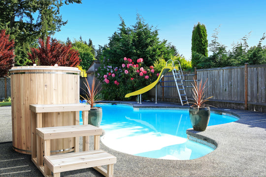 Dundalk Baltic Plunge Tub w/Cover